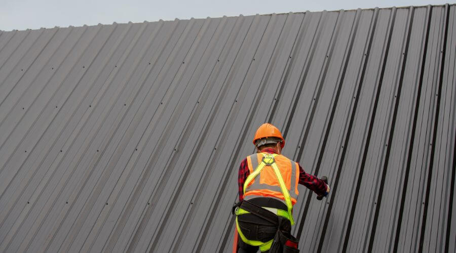 Professional gutter cleaning in Damar, KS